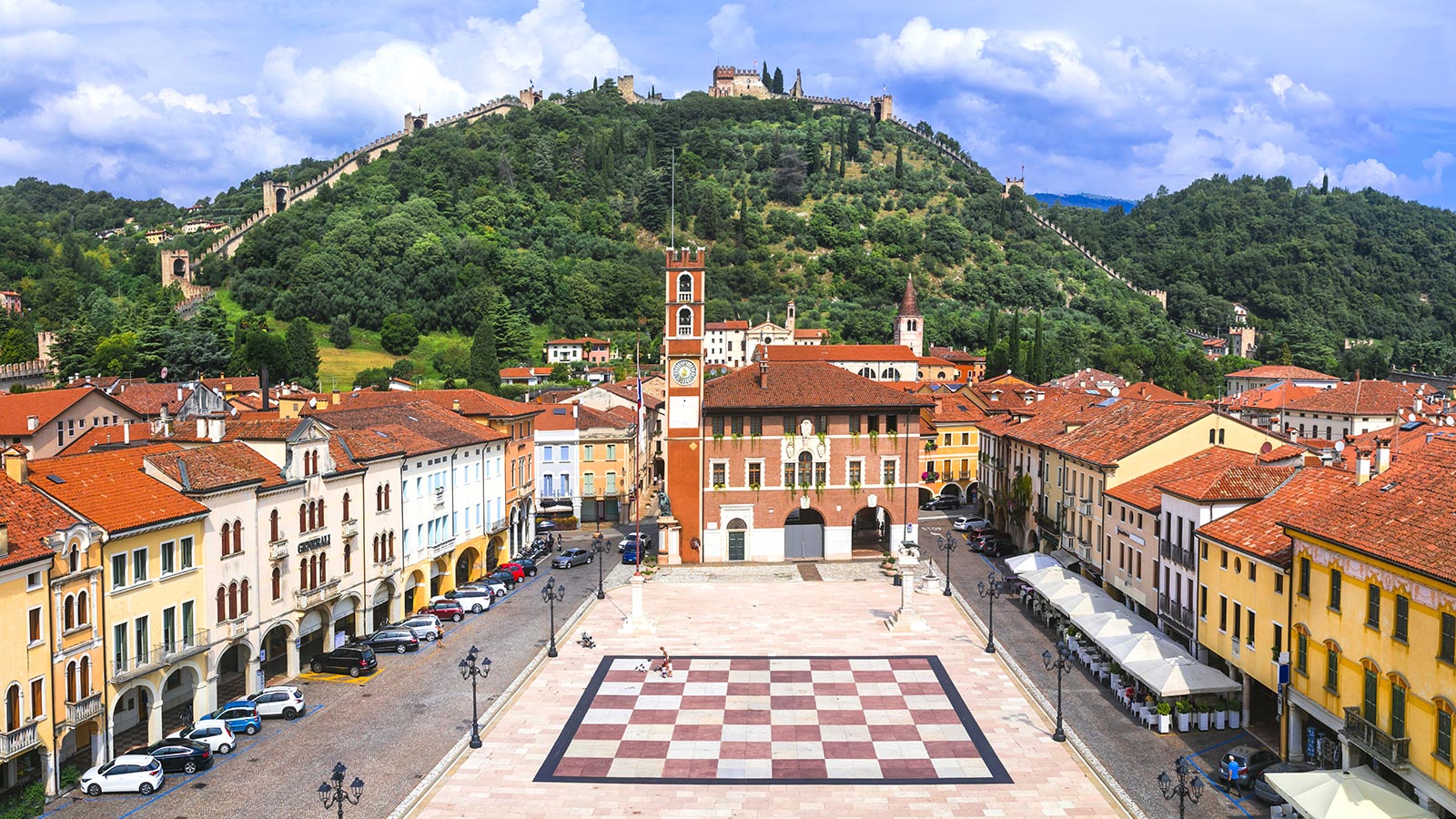 Le centre historique de Marostica avec le célèbre échiquier