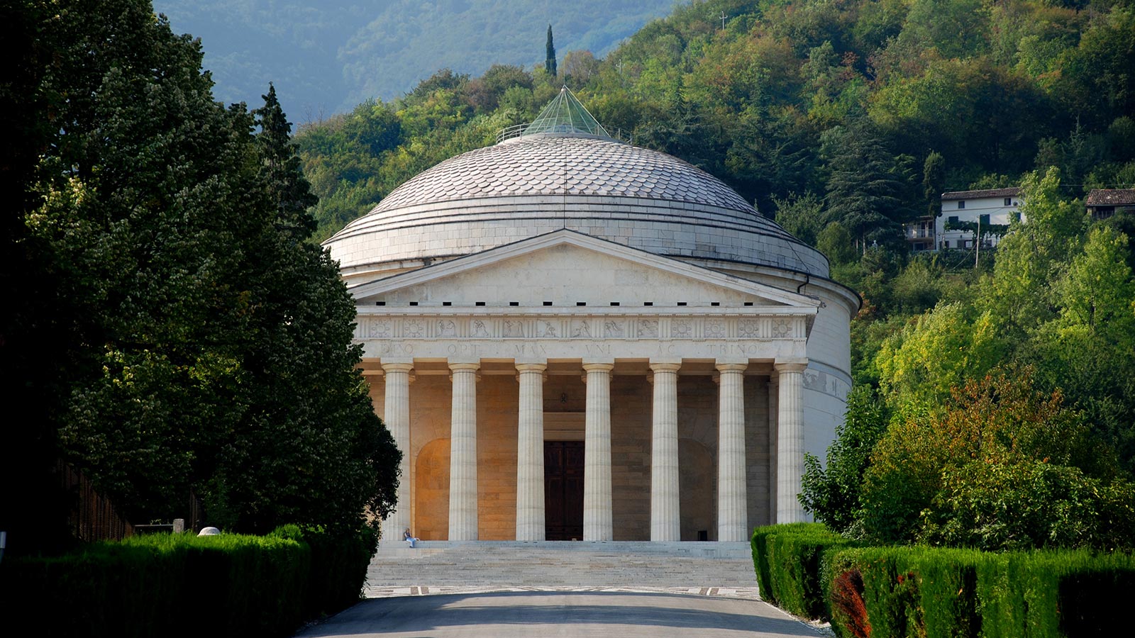 Temple de Possagno à Canova