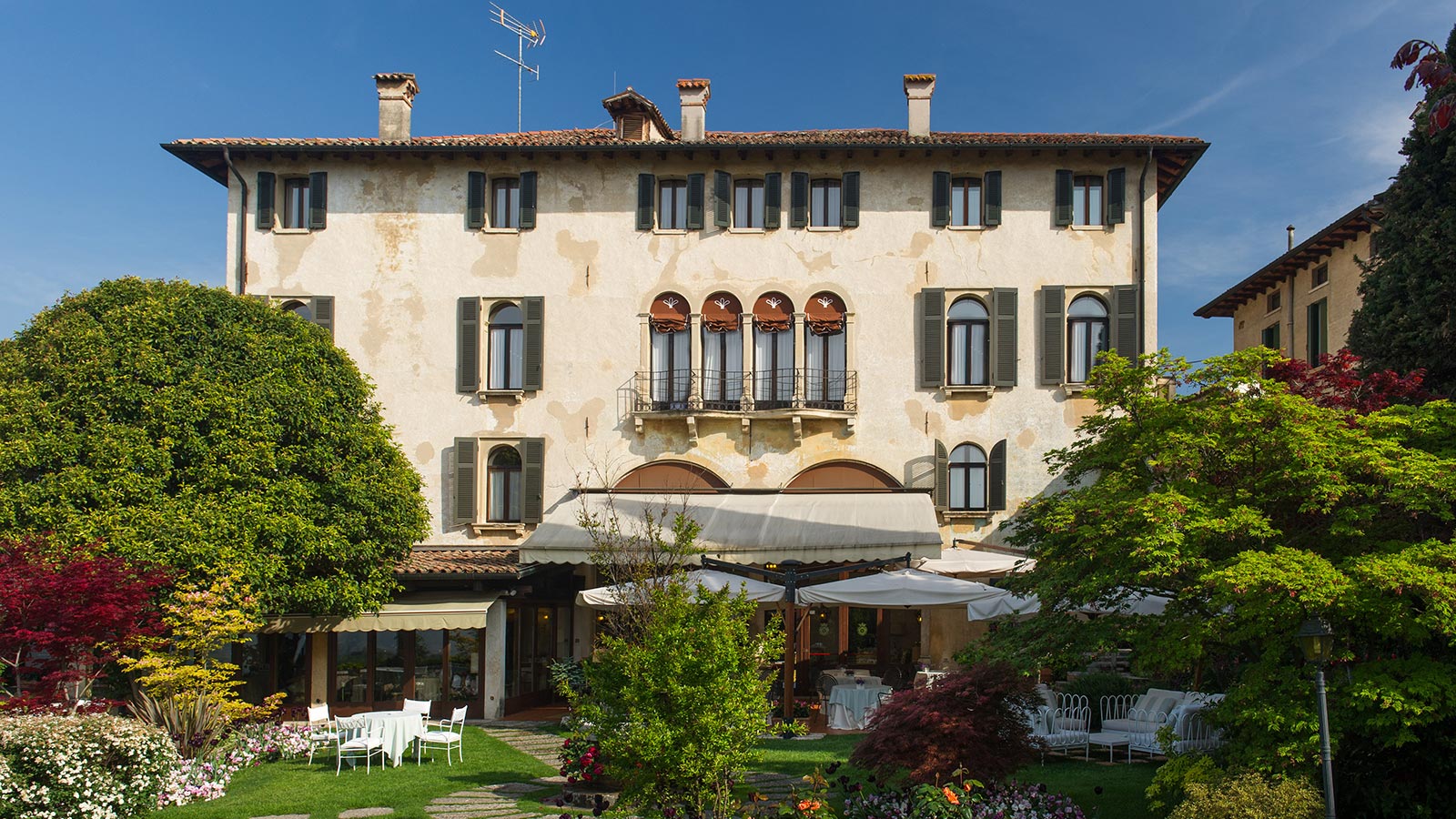 La façade de la Villa Cipriani à Asolo